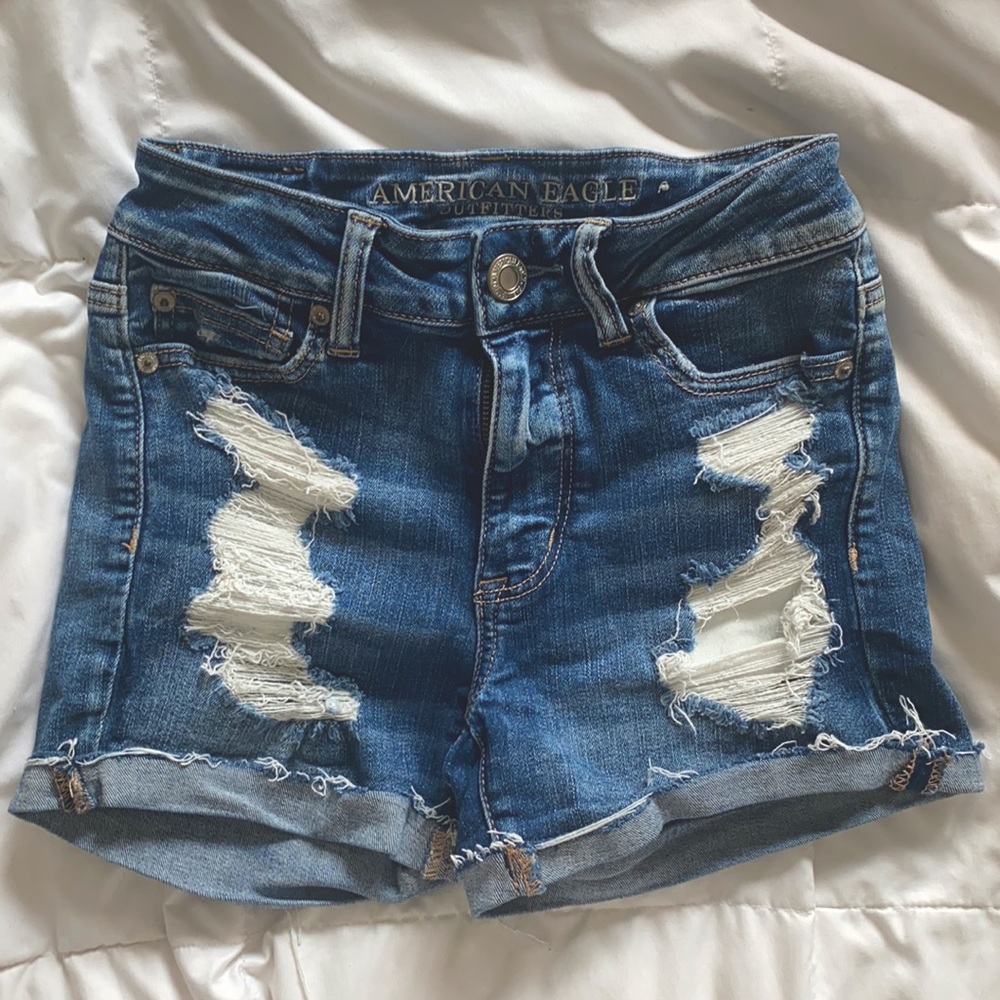 American Eagle High Rise Destroyed Shortie - 0